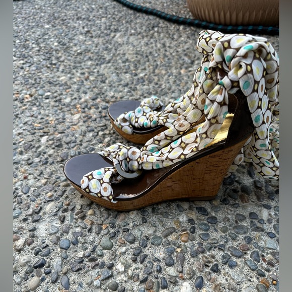 Danita K wedges, size 7 - Picture 2 of 7